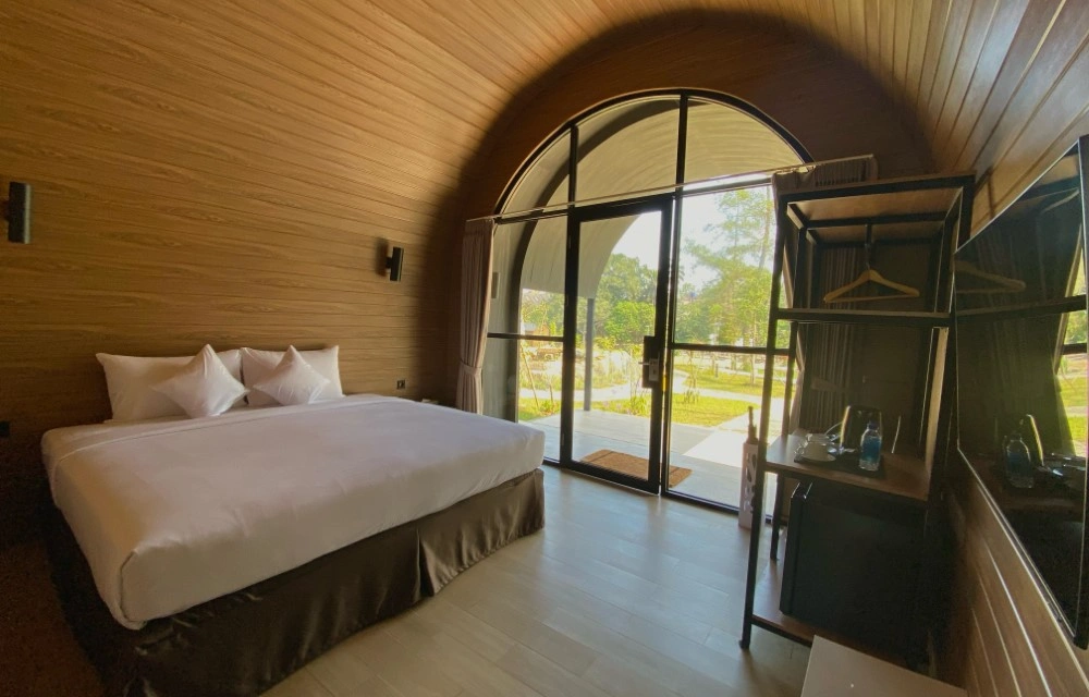 Garden View Cabin